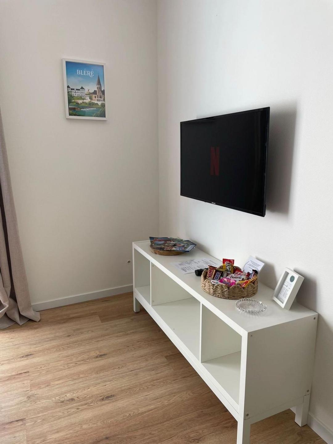 Appartement Chaleureux Blere Eksteriør billede